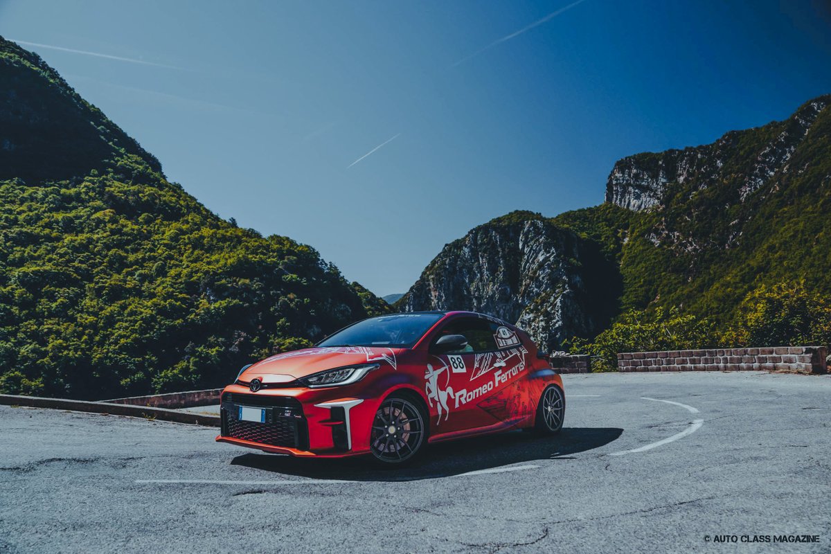 La Romeo Ferraris presente all'edizione 2024 del Col de Turini Tour 🏆 🚗 🏁
.
📄Leggi l’articolo completo su: romeoferraris.com/it/news/offici…
.
#romeoferraris #coldeturini2024 #coldeturini #morgancar #caterham #toyotayarisgr #michelin #michelinitalia #autoclassmagazine