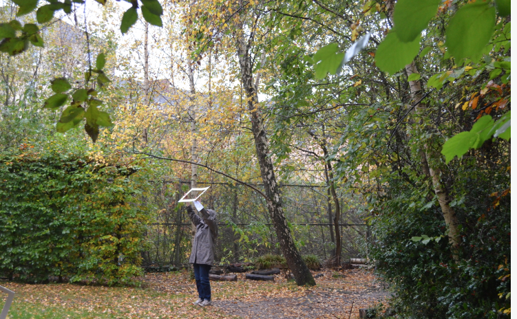 Does the rain over the last day or so may remind you of the link between light and mental health? On June 12th @6pm in @UofGARC the 'Living with SAD' research team @UofGGES and @GeosciencesEd will be talking to this theme in the @GlasgowSciFest. Book now! events.bookitbee.com/university-of-…