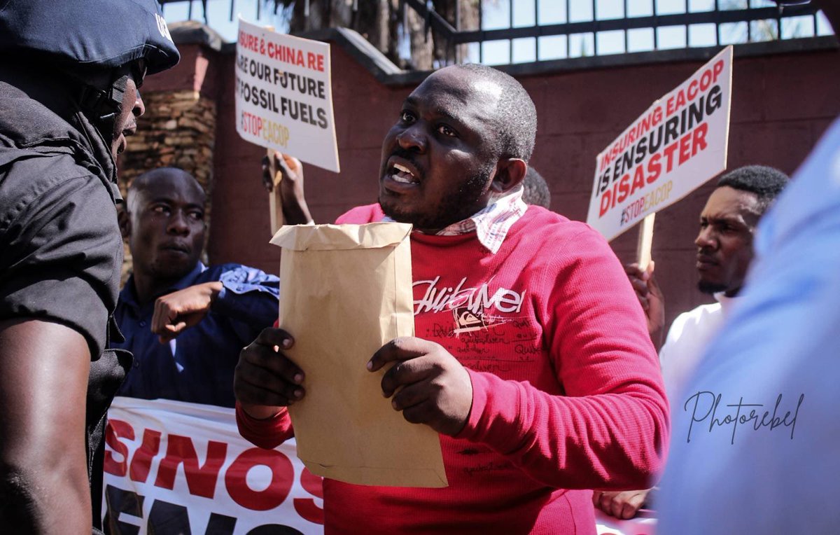 Just in: #StopEACOP activists attempted to hand over a letter of demands from CSOs and Communities in Uganda & Tanzania to @ChineseEmb_Uga &, instead of being engaged meaningfully, were rounded up and arrested! @SpokespersonCHN @MFA_China what can you say about this?