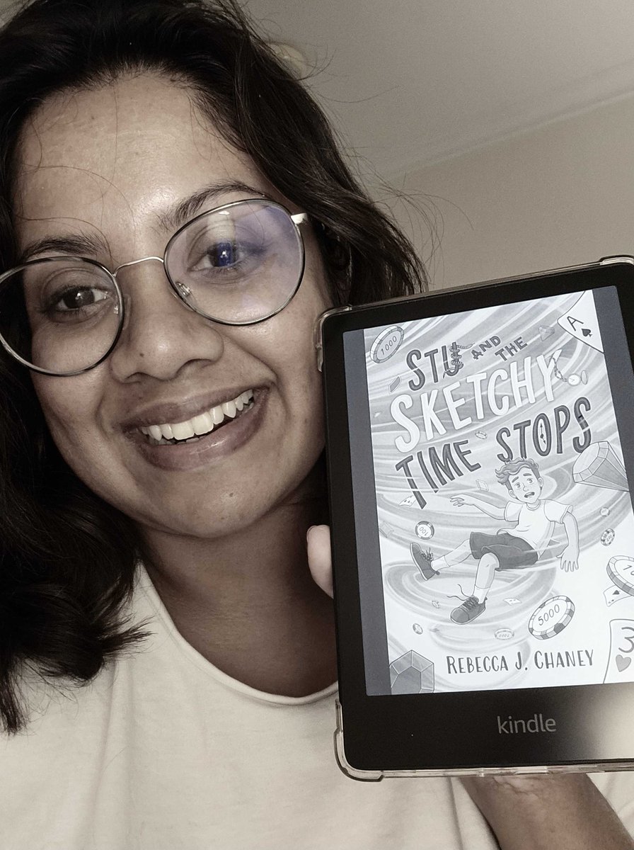 It's so exciting to see Stu out in the wild! And it's Kindle Stu too! Thank you, @thushponweera for sharing this photo. I hope your family enjoys Stu's adventures!

#StuandtheSketchyTimeStops #TheSketcherSeries #outnow #middlegrade #mg #kidlit #humor #heist #adventure #mgwaves