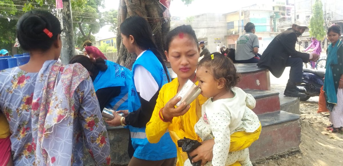 DCA_Nepal's tweet photo. DCA Nepal and our partner NNSWA are teaming up to provide clean drinking water to the Kanchanpur district in response to the ongoing heat wave. Ensuring access to safe water is crucial during these times.
Stay hydrated and take care!
#heatwaveresponse #Kanchanpur #DCA #NNSWA https://t.co/QFBWGPd0Ms