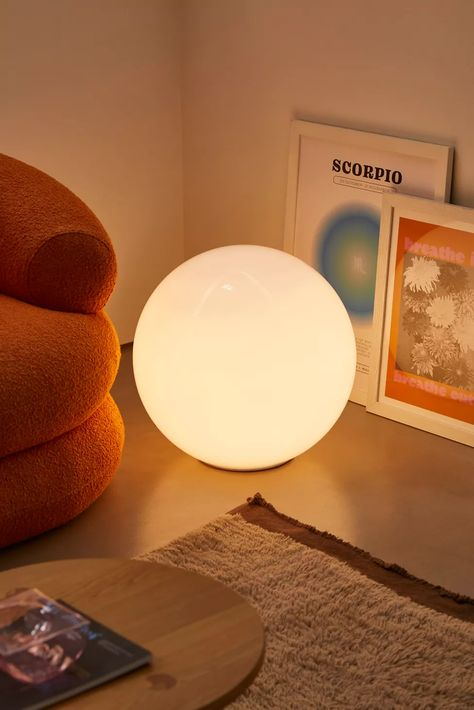 jdomito_'s tweet photo. The art of lamps 💡 https://t.co/d2tLlDJNQU
