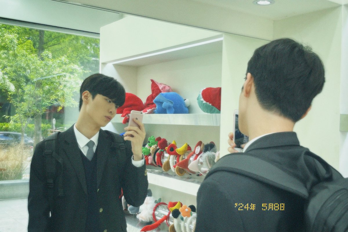 onepact_'s tweet photo. [📷]
ONE PACT [PARADOXX]
BEHIND PHOTO : 마침표
#JONGWOO #종우
#SEONGMIN #성민

#ONEPACT #원팩트
#PARADOXX #20240607_6PM https://t.co/fsnSwwTqxQ