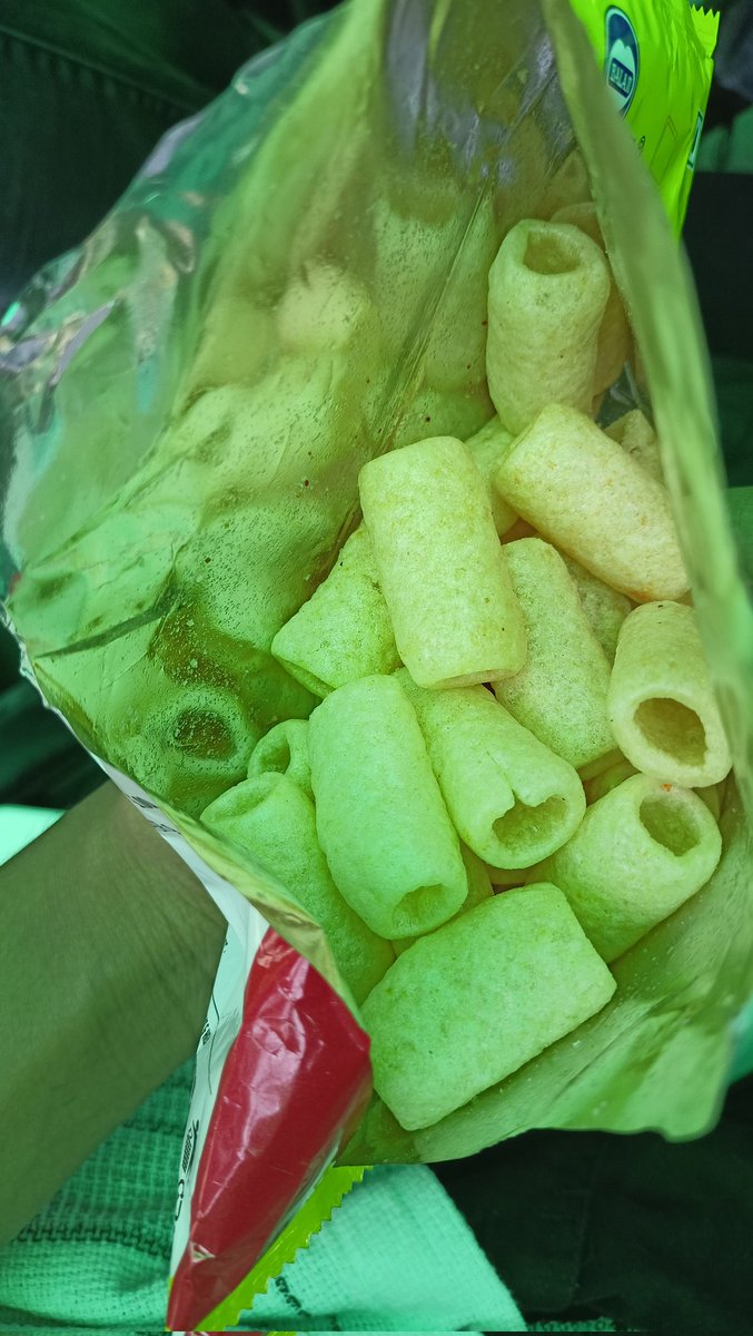 devdutt_sinh's tweet image. I just bought some masala pongas and got plain pongas I contacted customer care and he just abruptly said I will receive a call from someone and talk to them!

He didn&apos;t even filed a complaint!
What is this? How can i resolve this?