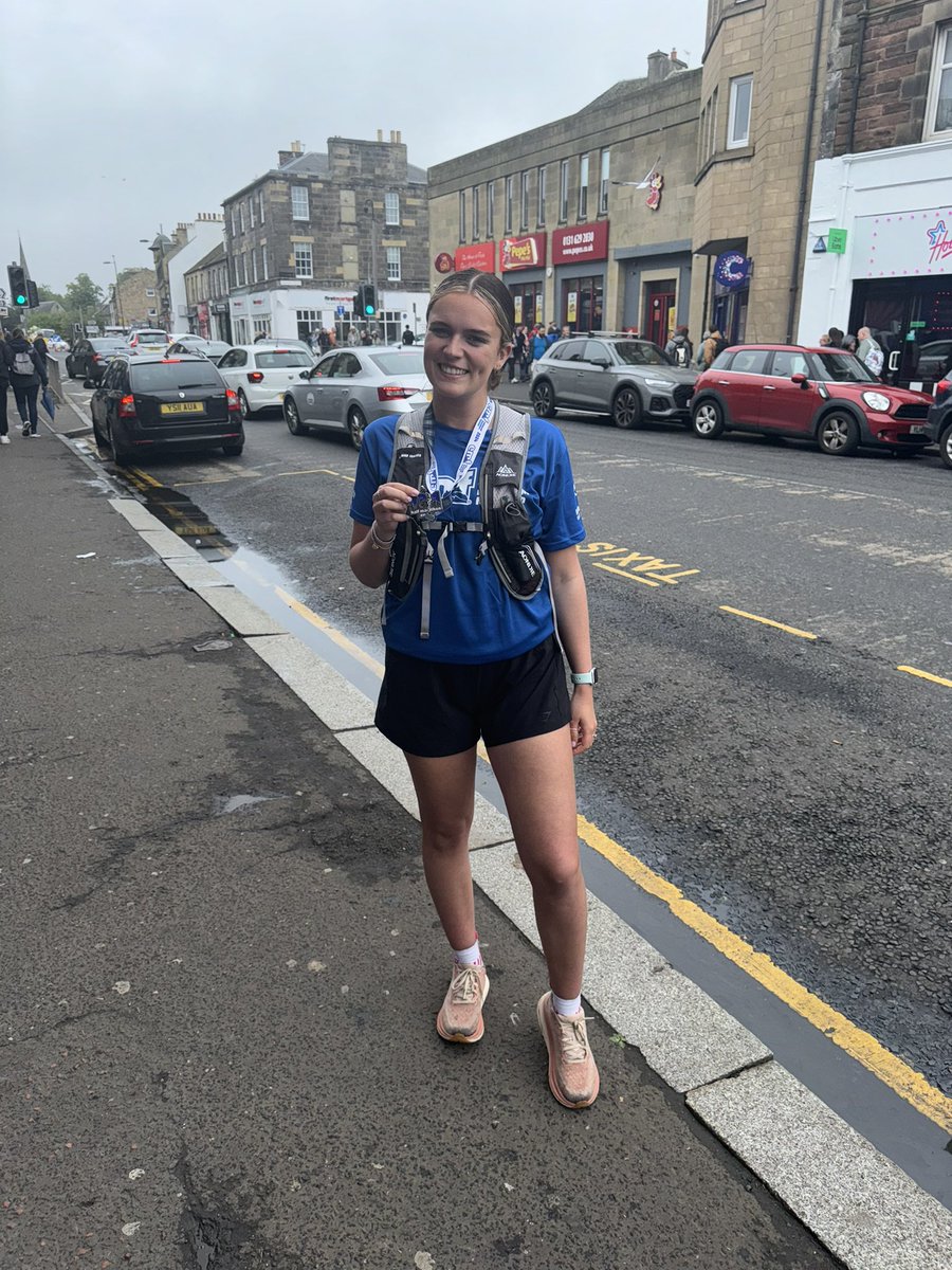 MissLittlejohn3's tweet image. So this happened…first ever half marathon complete🏃🏽♀️🏅 What an amazing experience!! Definitely have the running bug now😆