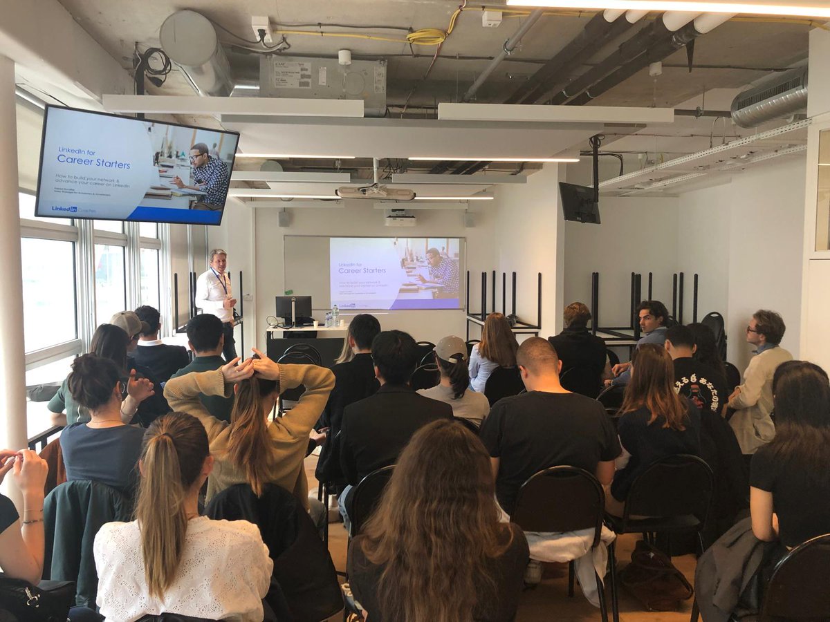 IESEGCareer's tweet photo. [RETOUR #IESEGBootcamp] 𝗖𝗟𝗔𝗣 𝗗𝗘 𝗙𝗜𝗡 👏

Fin de notre 1ère édition du #IESEGBootcamp sur les campus de Lille et Paris ! 2 jours enrichissants pour nos 1000 #étudiants de fin de cycle master. Échanges avec nos #entreprises partenaires et témoignages des Alumni.  💼🎓❤️ https://t.co/LTXUAY3QCc