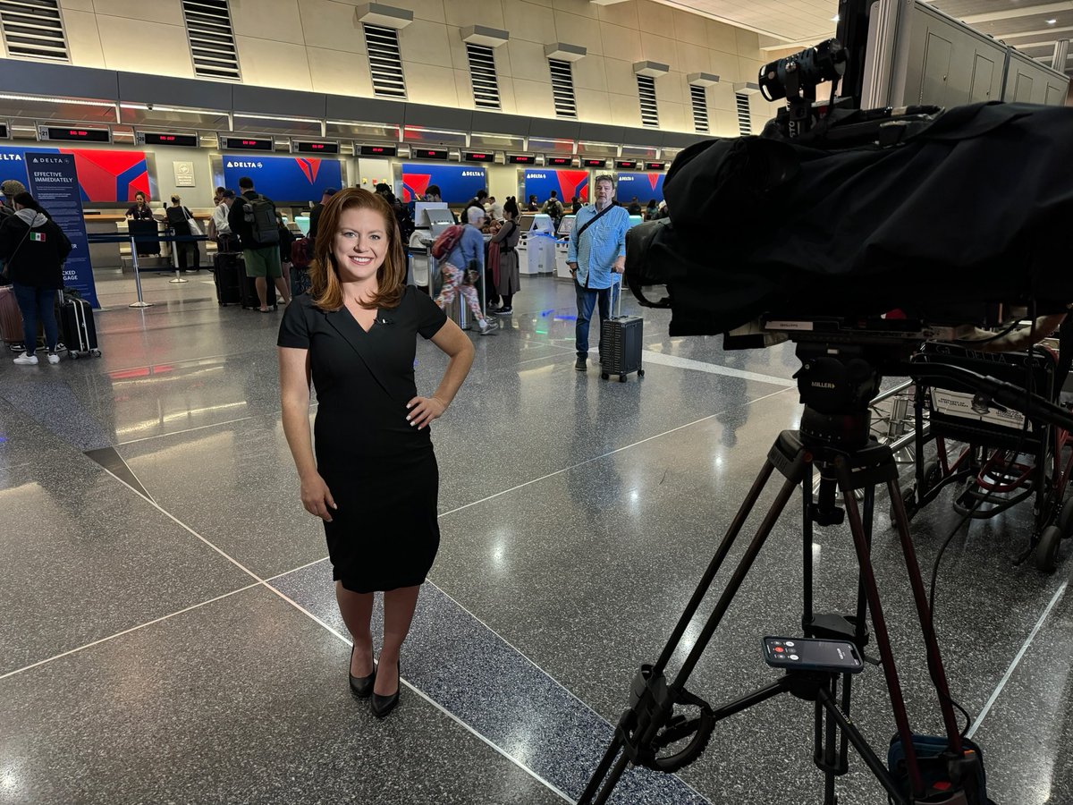 It's a busy travel day, we'll be live at @BostonLogan all morning, bringing you the latest on crowds and any cancellations @boston25