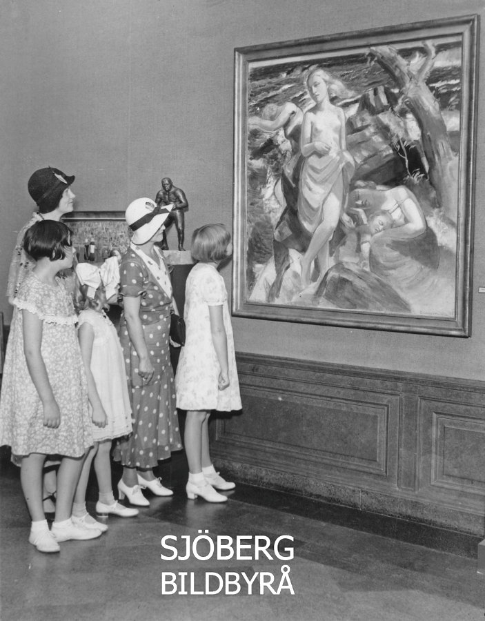 Sjobergbild's tweet image. Jag fascineras av det faktum att man förr tävlade i konst i de olympiska spelen
Svenske konstnären David Wallin vann olympisk guldmedalj i målning vid de olympiska spelen i Los Angeles 1932 med målningen "Vid Arilds strand".

#olympiskaspelen #konst #svensk Foto S&amp;amp;L