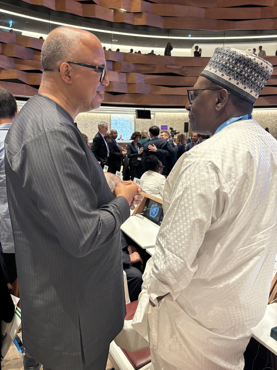 As #WHA77 commences, I am delighted to welcome my brother and Minister of Health of Nigeria @Fmohnigeria Professor @muhammadpate to Geneva. In addition to tough local issues, #Nigeria has a big part to play to drive important global public health issues.