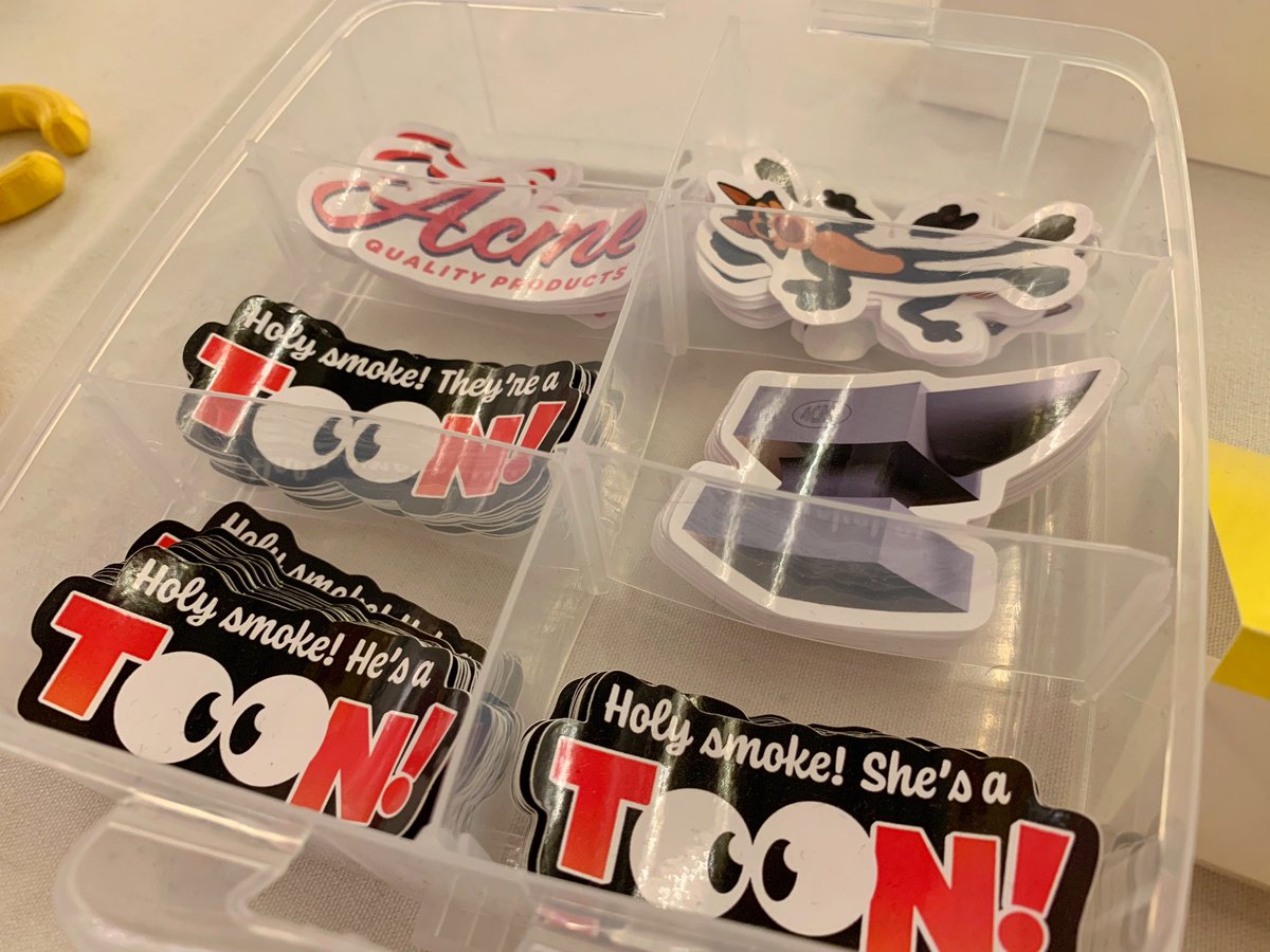 Last day of the dealers den! Still have a few things left if you want a colourful souvenir or a sticker to take home!