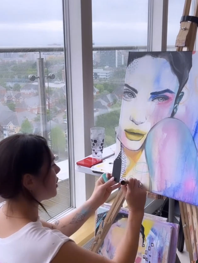 YearoftheWoman_'s tweet photo. Different Styles and Mixed Media. What do you all  think? @yasminshimaart 🖌️🖼️🎨 We think its 🔥 https://t.co/3l9cv56Dgr