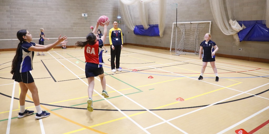 Leeds Rhinos Netball Camps Sell Out Fast! We’re lucky 2 of their popular netball camps run at The Mount this May half term, for juniors (aged 7-10) and seniors (aged 11-15), £30 for the day (10am-3pm). Book here: ow.ly/8pKL50RU5cx #thriveatthemount #liveadventurously