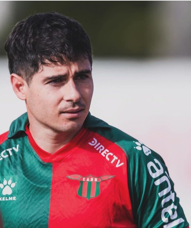 Nuevamente te pondrás la de la Selección Uruguaya.

Una alegría enorme y más que merecido lo tenés <a href="/LeandroSuhr97/">Lea Suhr</a>