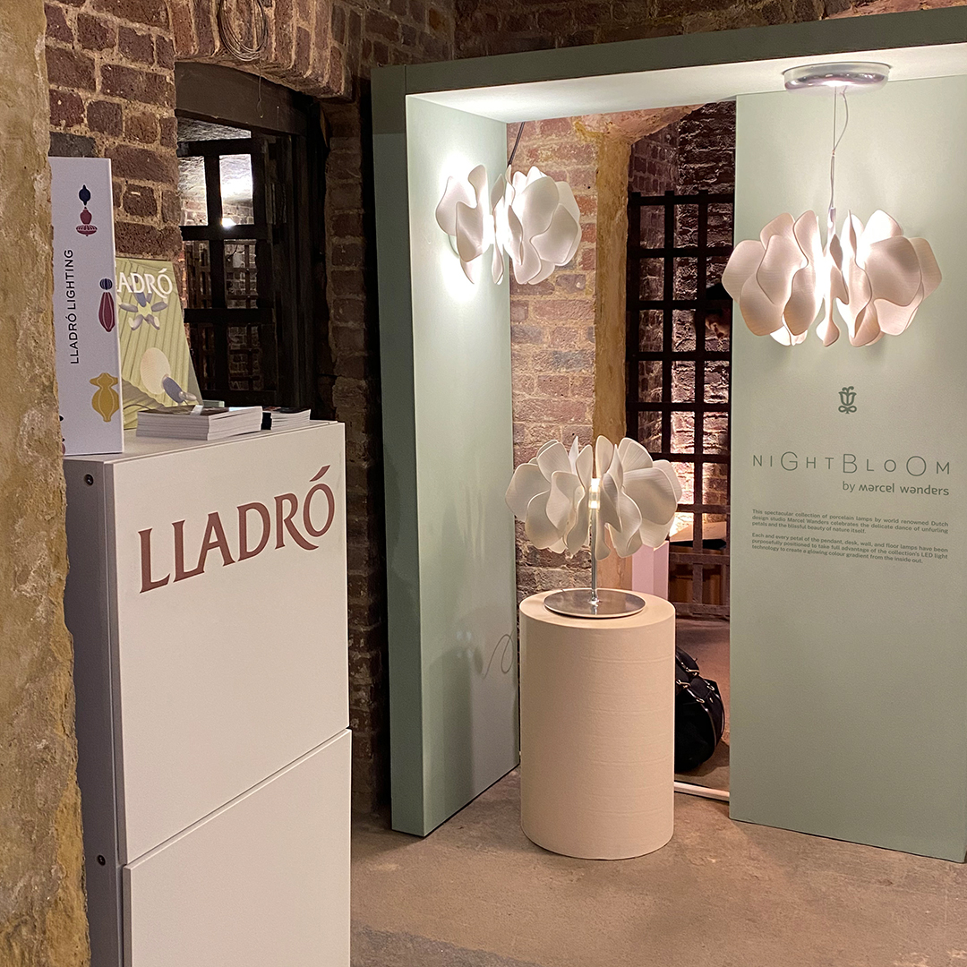 Lladró’s porcelain lighting creations were recently showcased at Clerkenwell Design Week in London. Read the full article at Lladró Magazine: lladro.com/magazine/lladr…
#Lladró #HandmadePorcelain #UniqueCreations