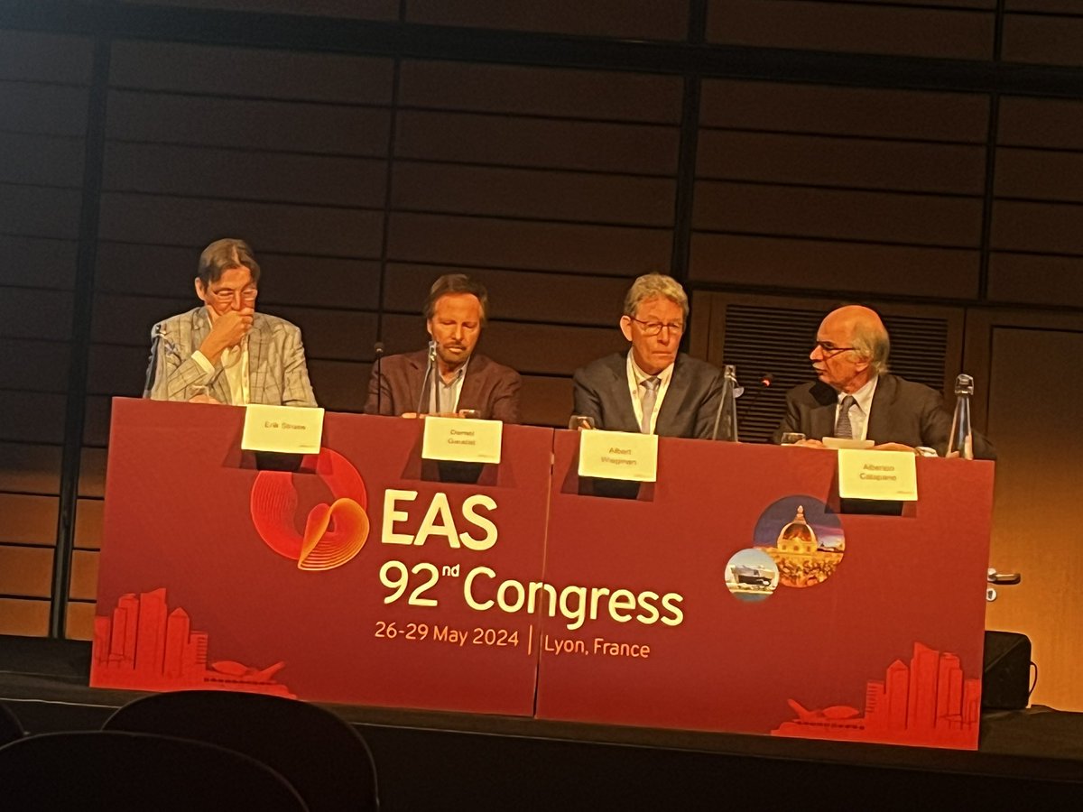 #MyEAS24 Great to learn from some of the 🔝experts on management of HoFH in a session chaired by Prof @AL_Catapano Albert Wiegman Daniel Gaudet Erik Stroes @society_eas