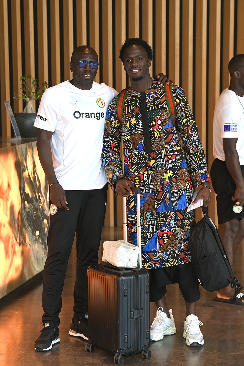 Les premiers pas dans la tanière du nouvel international sénégalais, Cherif Ndiaye. #Preparation #WC2026Q