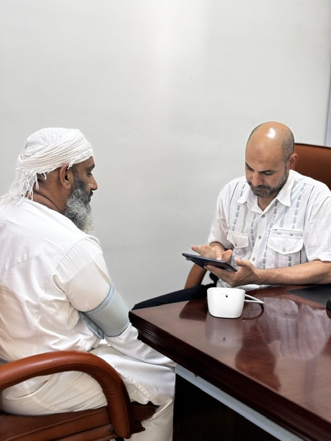 OmanMayMeasure's tweet photo. جهود مستمرة من شركائنا في قسم التأهيل الطبي بمستشفى سناو لرفع الوعي بأهمية الفحص الدوري لضغط الدم حيث نفذ الفريق حلقة توعوية في دائرة البلدية بولاية سناو  

 A great work by Sinaw Hospital team in raising awareness about high BP

@OCHS_HQ 
@MayMeasureOrg 
@northshrmrmwr 
@ISHBP https://t.co/isZQKASyal