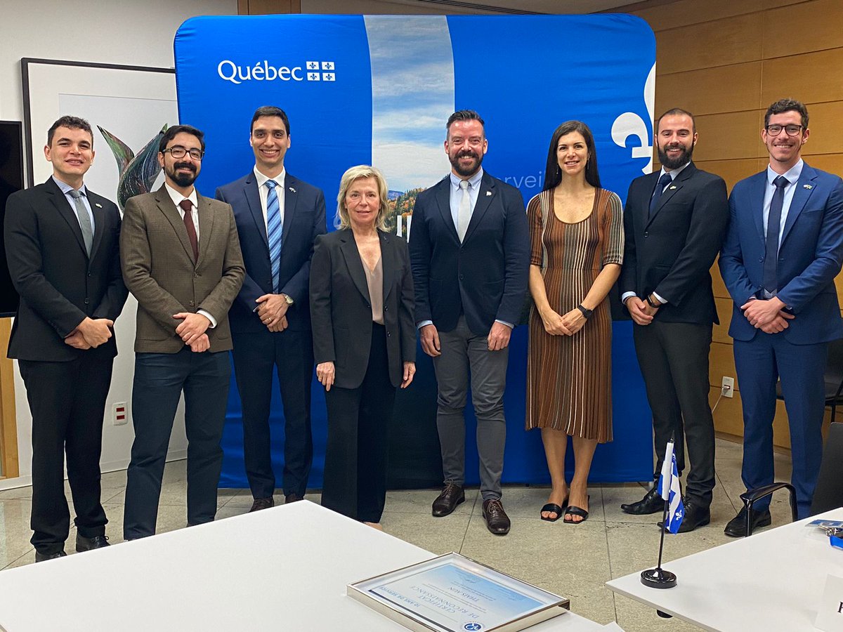 Retour sur une mission très productive au #Brésil qui aura permis de renforcer les relations politiques et économiques du Québec avec ses partenaires brésiliens. 🇧🇷🤝 Pour lire le communiqué bilan ➡️ quebec.ca/nouvelles/actu…