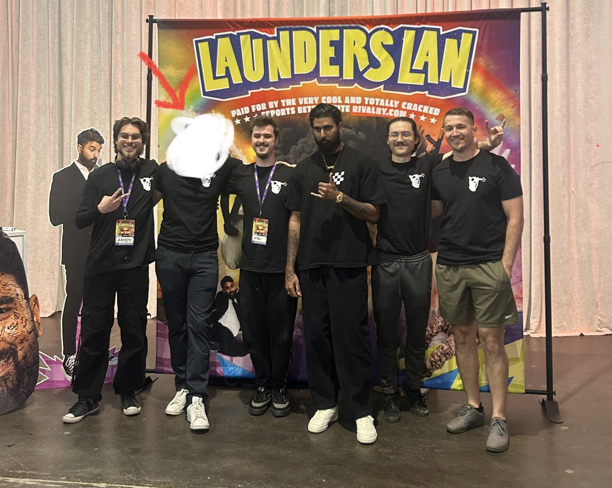 manbearpig_csgo's tweet image. This could be you. #PIG_Gaming is looking for an AWPer for S50 ADV. League fees, lan entry fees, refrag, and coaching fees covered. Looking to lan a few more times in 2024! (Love you always @ShakyShooterCS)