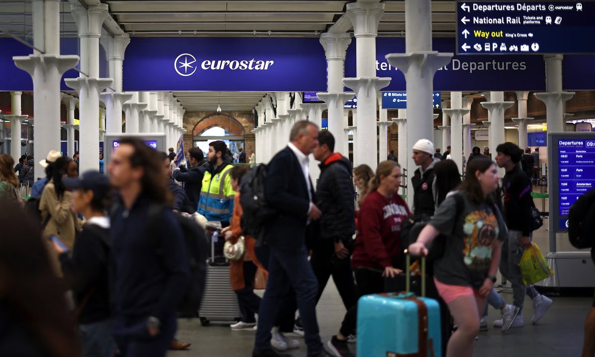 Why travelling on Eurostar from the UK is about to become much trickier & other news in today’s Aviation Express. Read more 👉shorturl.at/3W1KE