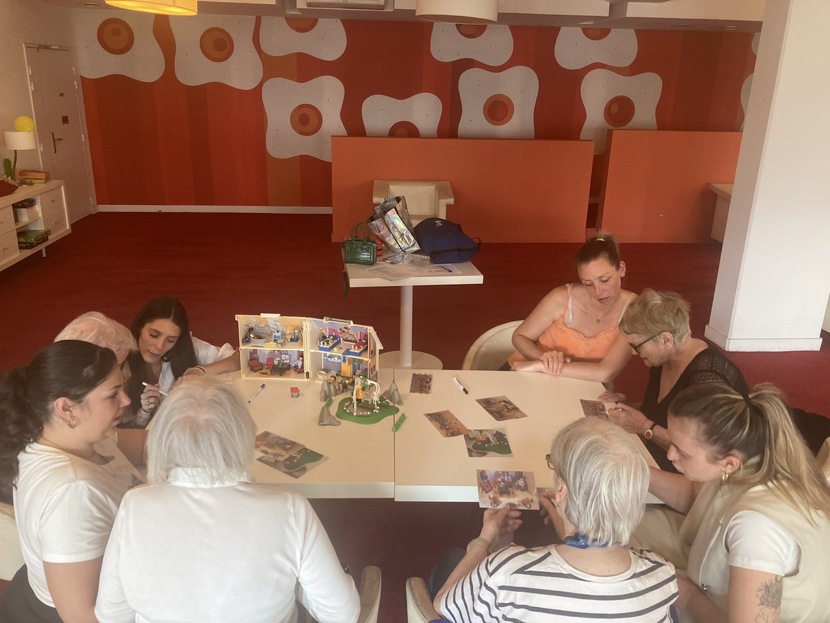 Atelier prévention santé cet après midi animé par les élèves infirmiers #senioriales #IFSICapelette  # SeniorsMarseilleSante