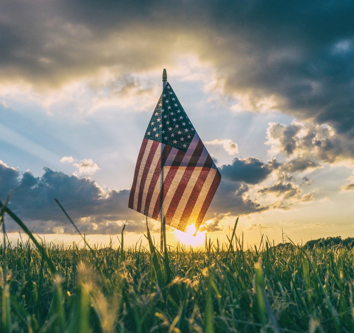 Pause today to give thanks and respect to the true heroes!  The men and women who served and paid so dearly for the freedoms we enjoy. #LBK