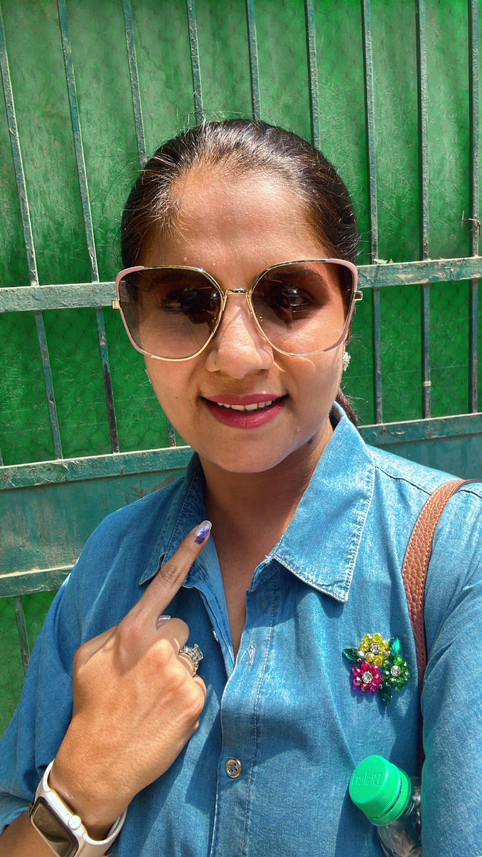 Did you voice your opinion this #election , forever #proud to be an #indian 🇮🇳

#election2024 #india #trendingnow #author #life #may #vote #voice #nation #PM #modi #IPLfinal #proud #indianelections #bharat #mycountry #mypride #divyakotawala #daughter