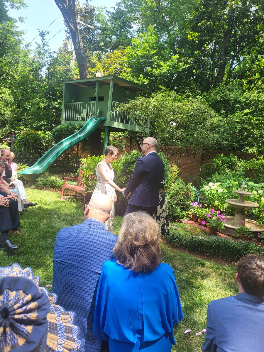 larry_autry's tweet photo. Beautiful Wedding of Dustin &amp; Kate https://t.co/qgDwxM7WVm