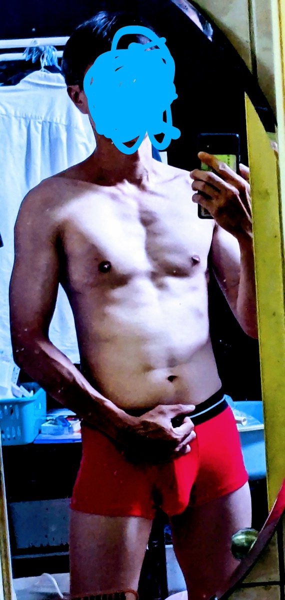 練胸18day
今天又是手臂比凶酸的一天
明天再加油