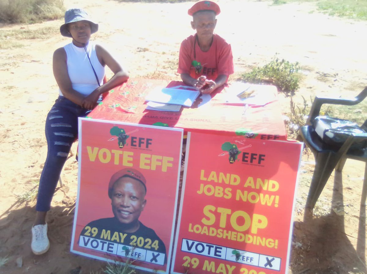 🔺Day 1 of 2🔺 In Pictures| Provincial Secretary, Cmsr. Papiki Babuile, engaged in a station visits/or oversight in Ditsobotla Local Municipality. Battalions of the EFF are aggressively on the ground, and steadfastly defending the votes. Vuka! Vela! Vout’a!