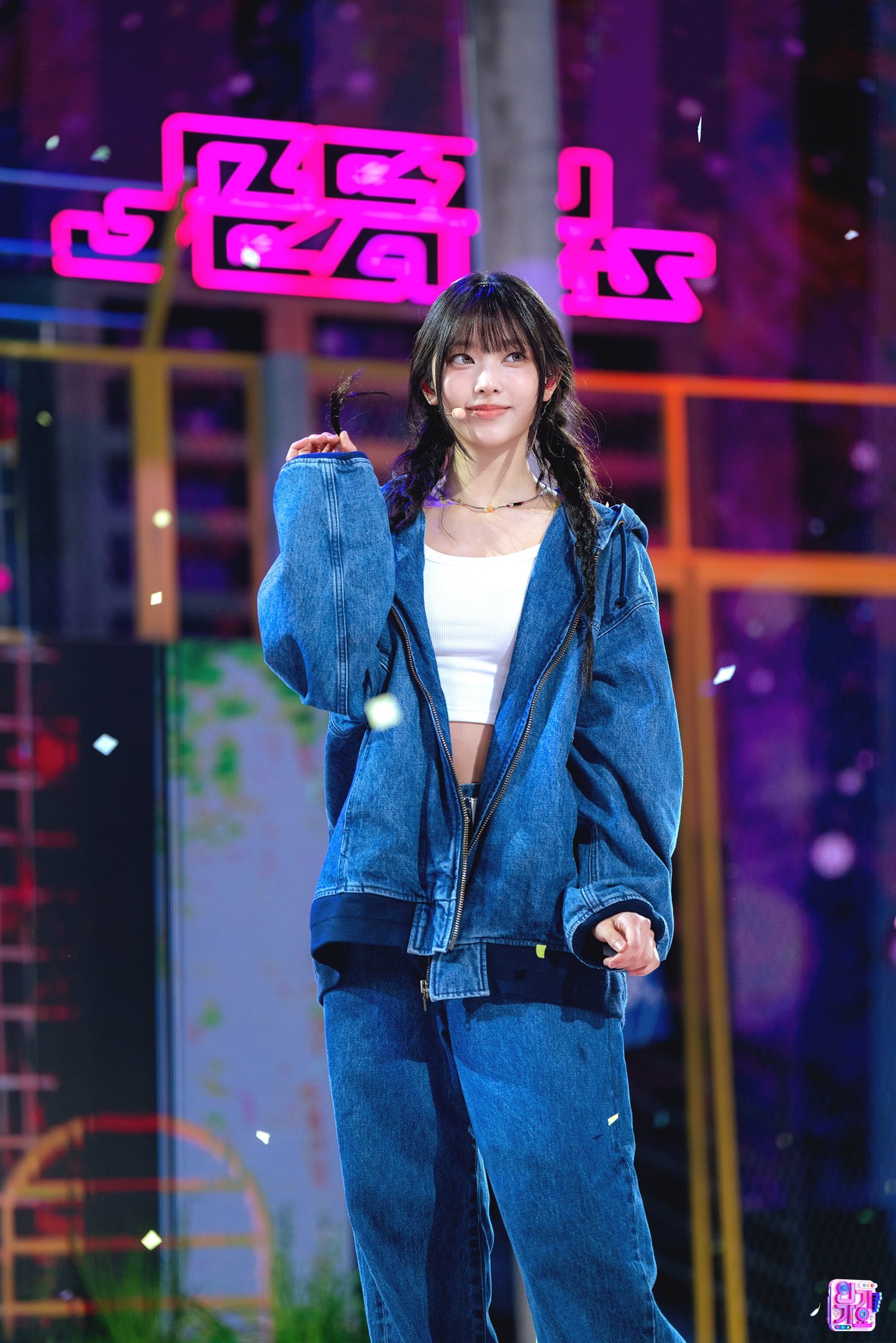 新品未開封 取り外せれ newjeans Tシャツ How sweet ヘリン Lサイズ