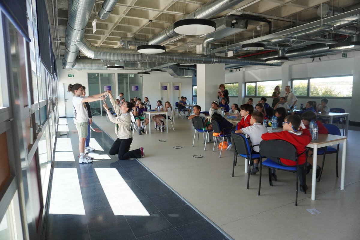 ¡Qué talento demostraron los alumnos de 4º y 6º de Primaria en RetoMath! 👏

🔢 Gracias a <a href="/Smartickmetodo/">Smartickmetodo</a> los estudiantes demostraron su gran nivel con los números.
🧮 También gracias a <a href="/EPMtorrelodones/">EPM Miguel de Guzmán</a> se divirtieron jugando con las matemáticas.

¡Gracias a todos por asistir!🤩