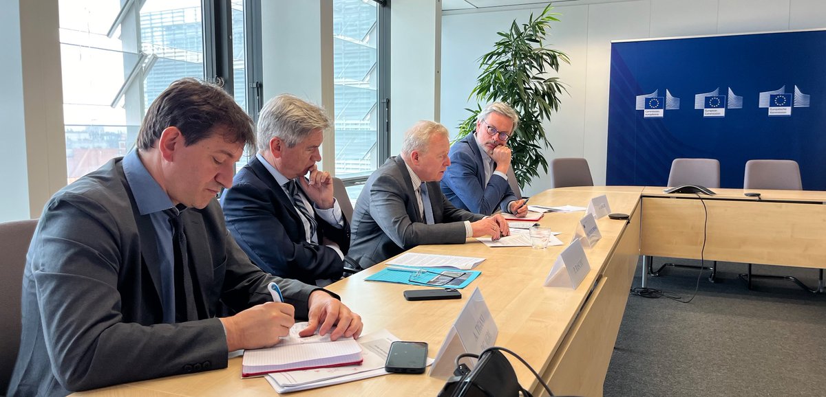 Yara Europe (@yaraeurope) on Twitter photo Last Thursday <a href="/FertilizersEuro/">Fertilizers Europe</a>, Yara and <a href="/Grupa_Azoty/">Grupa Azoty</a> met <a href="/jwojc/">Janusz Wojciechowski</a>, EU Commissioner at <a href="/EUAgri/">EU Agriculture🌱</a>. 🤝
A great opportunity to discuss:
🔸 the worrying increase of imports of #fertilizers from 🇷🇺
🔸 potential measures to prevent a new dependency on fertilizers replacing the one on gas Last Thursday <a href="/FertilizersEuro/">Fertilizers Europe</a>, Yara and <a href="/Grupa_Azoty/">Grupa Azoty</a> met <a href="/jwojc/">Janusz Wojciechowski</a>, EU Commissioner at <a href="/EUAgri/">EU Agriculture🌱</a>. 🤝
A great opportunity to discuss:
🔸 the worrying increase of imports of #fertilizers from 🇷🇺
🔸 potential measures to prevent a new dependency on fertilizers replacing the one on gas