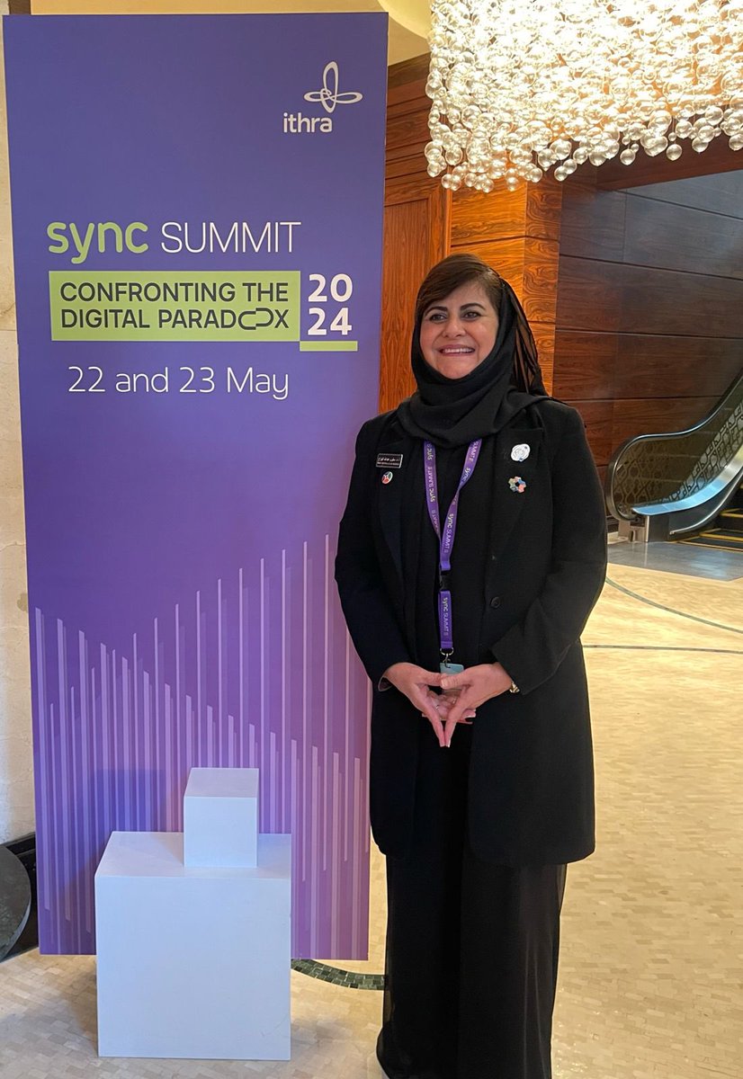 DrSelwa's tweet image. على هامش #قمة_سينك٢٠٢٤ فخورة باختياري كأول سعودية تنضم للجمعية الدولية للاتزان الرقمي  كعضو مؤسس و كبار الأعضاء للجمعية و يأتي هذا من حرصنا على أهمية التوازن الرقمي في ظل التطور التقني التي نشهدها عالمياً 

@SyncIthra 
#sync_ithraAR
#سينك_إثراء