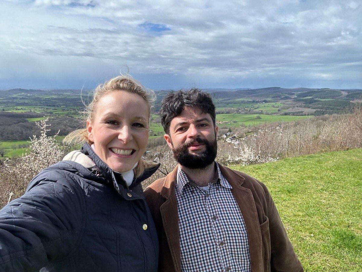 37 ans, forestier dans le Morvan, ancien militant et candidat FN / #RN dans la #Nièvre et actuellement actif au @CercleNivernais. Père de 3 petites filles, je ne veux pas les laisser dans une France islamisée. Donc le 9 juin je #jevotepourMarion !