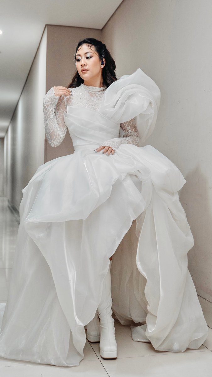 Team Sherina Munaf (シェリナ・ムナフ) tweet media