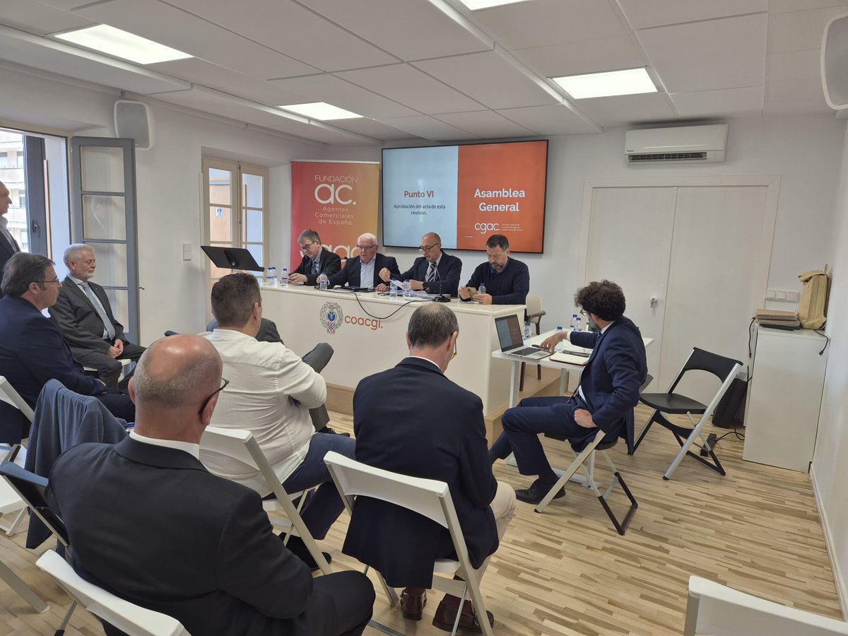 Col·legi Oficial d'Agents Comercials de Girona tweet media