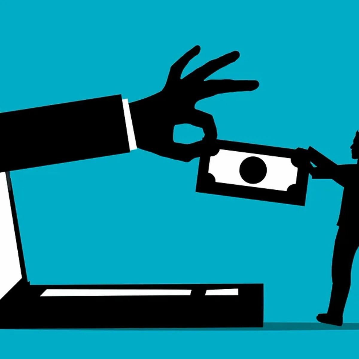 RealOlaudah's tweet photo. Beware the Fake Crypto Gurus
In this edition of #ScamDecoded, we’ll dive into one of the most widespread crypto scams. These days, everyone wants to know how to make money in crypto and, of course, seeks the opportunity to find the right person to teach them. Well, sometimes it’s for worse.
The recent case of Brian Sewell, a 51-year-old crypto trading course instructor, serves as a warning against fake “gurus” trying to lure investors into dubious schemes. Sewell was convicted of defrauding 15 students out of $1.2 million through his American Bitcoin Academy.
He falsely claimed to be creating an AI-powered crypto hedge fund to maximize profits, but the SEC found no evidence of AI development. Instead, Sewell simply converted the invested funds into Bitcoin for his own benefit before claiming his wallet was “hacked.”
As AI capabilities grow in crypto, regulators are cracking down on such scams to protect users. The $1.6-million restitution order against Sewell highlights the risks of blindly trusting self-proclaimed crypto trading gurus promising outsized returns through unproven technologies like AI trading bots.
Investors must remain vigilant against potential fraudsters exploiting emerging crypto and AI trends through deceptive pitches. Thorough due diligence is crucial before investing.
Crypto Insider