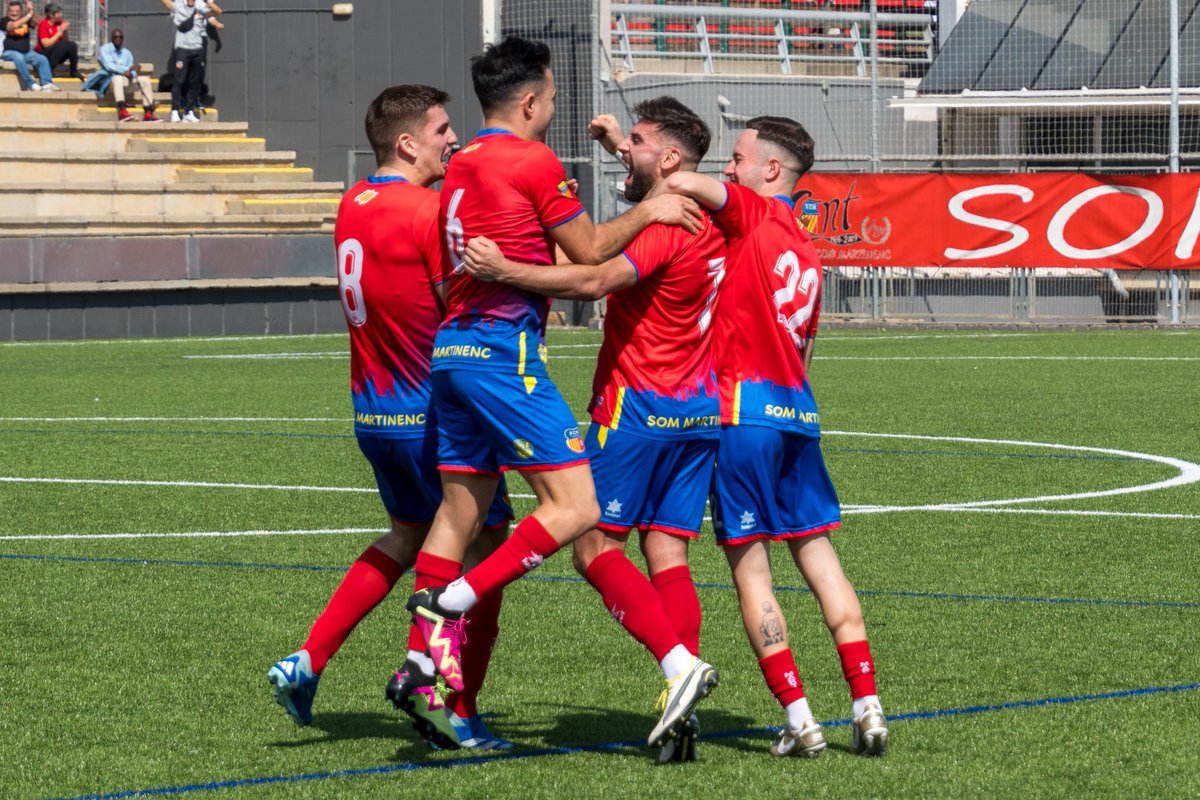 martinenc's tweet photo. ✊ Volem i podem, EQUIP!
📢 Hi creiem i hi serem, AFICIÓ!

🔴 Som el #FCMartinenc i diumenge tenim una cita.

🏟️ Al #Guinardó
⏰ 18h
🆚 San Juan At. Montcada

❤️ Donem-ho tot!
#SomMartinenc https://t.co/5OyigTcYH7