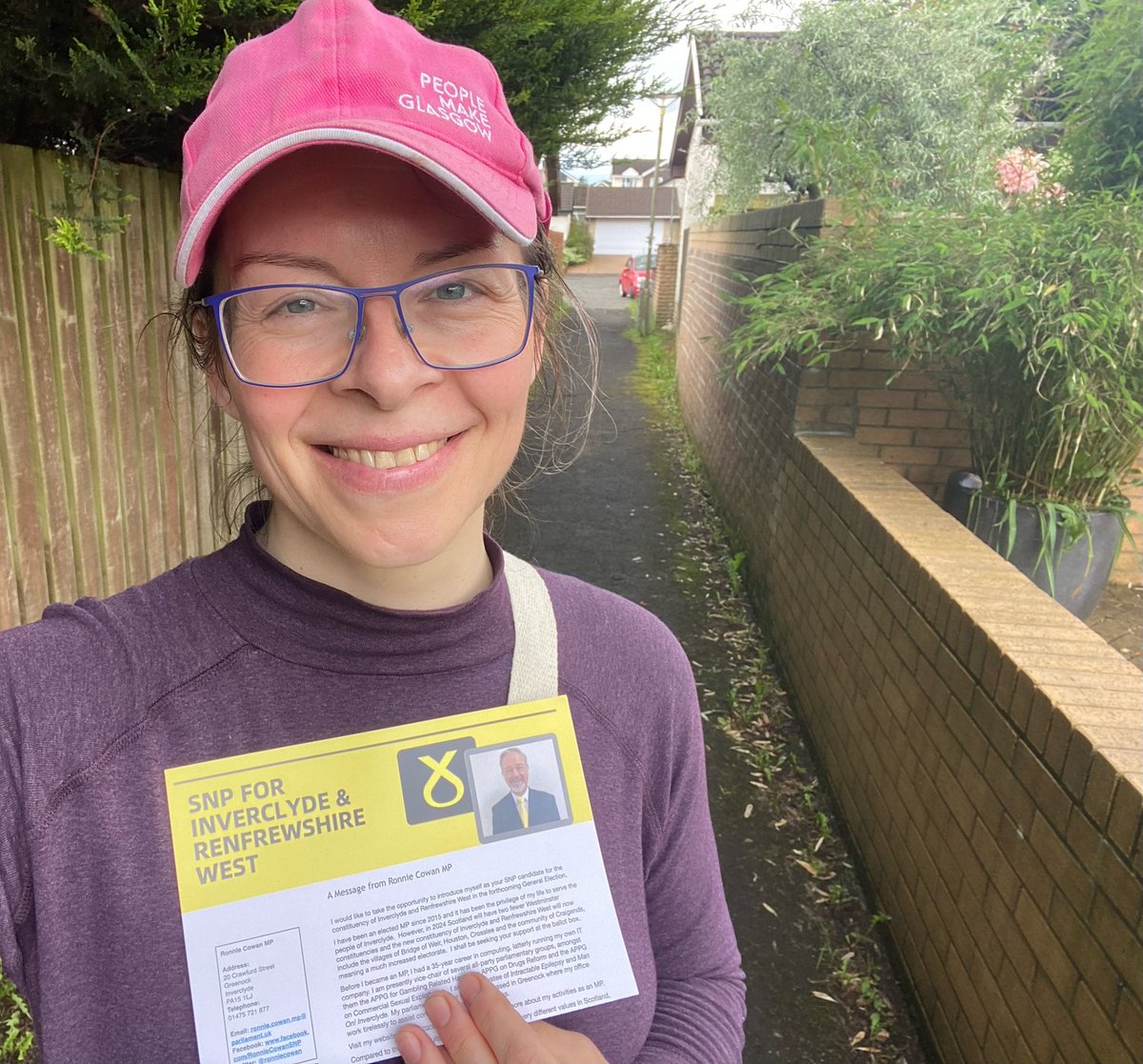 LinwoodAndCSNP's tweet image. Another 200 leaflets delivered in Craigends today for @RonnieCowan MP :-) #ActiveSNP #VoteSNP #GE2024