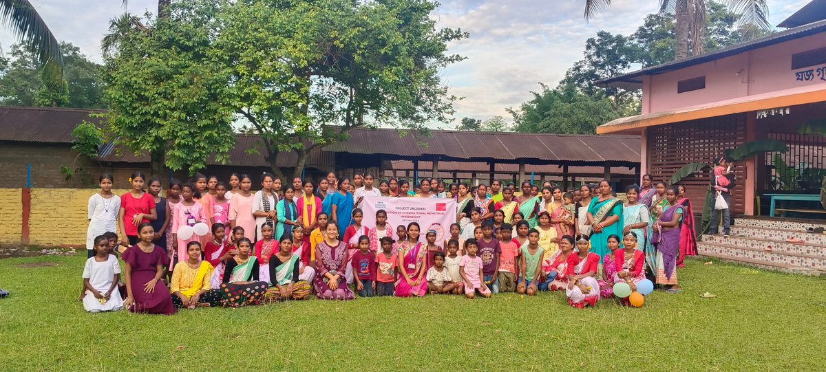 CMLnortheast's tweet photo. Celebration of International Menstrual Hygiene Day with 450 women and adolescent girls under Jalodari Project, CML, Tata Trusts in 4 tea estates of Golaghat district, Assam
#FlowingMeansGrowing
#MenstrualFriendlyWorld
#MenstrualHygieneDay
#MHDay2024
#MenstrualHealth https://t.co/kKDzpi9YxS