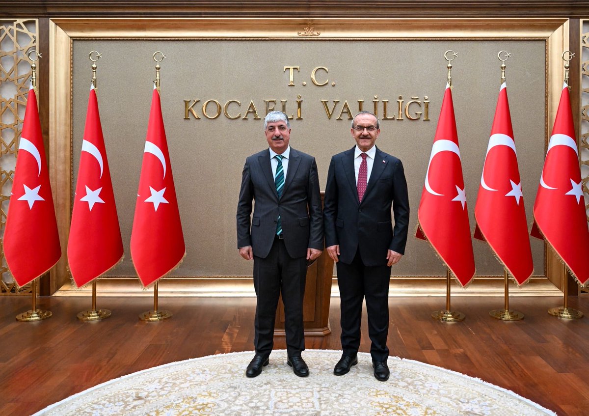 Ziyaretimize gelen Dilovası Belediye Başkanı Ramazan Ömeroğlu ile ilçemizde yapılacak çalışmalar ve projeler hakkında istişarelerde bulunduk. Kendisine başarılar diliyorum.