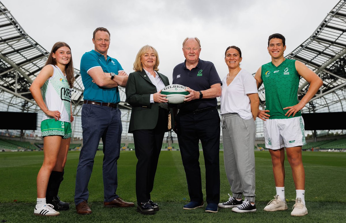 📢 The IRFU sign a Memorandum of Understanding with the Ireland Touch Association (ITA). The IRFU and @irishtouchrugby will work closely together, to develop the game of Touch Rugby in Ireland. Read more: bit.ly/450DUn7 👈 #IrishRugby