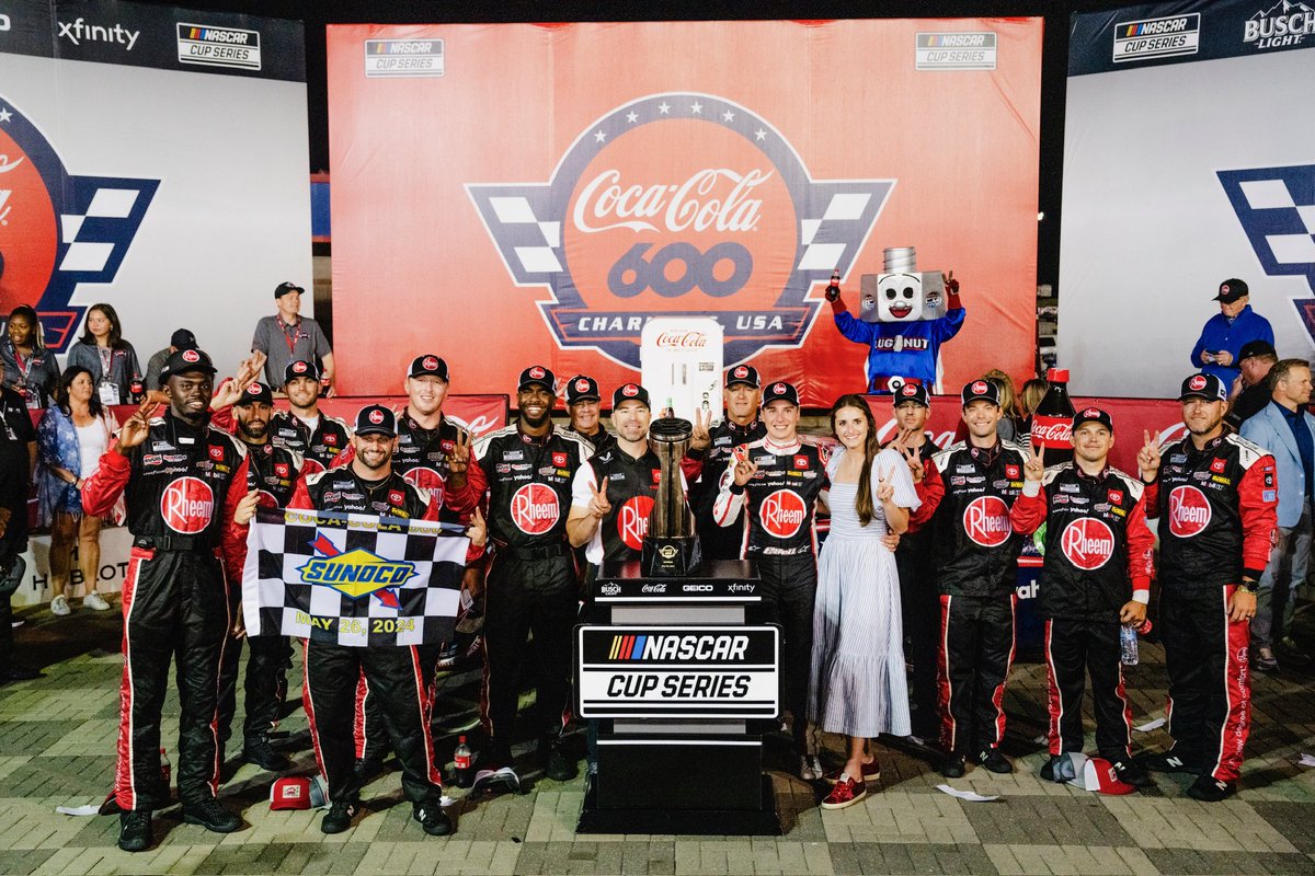 ICYMI: @CBellRacing and the @Rheem team won at Charlotte!

Bell adds his name to an impressive list of drivers who have taken home the trophy in this race for JGR: Hamlin, Truex Jr., Busch, Edwards, Labonte, +Bell. 

@ToyotaRacing 

#NASCAR