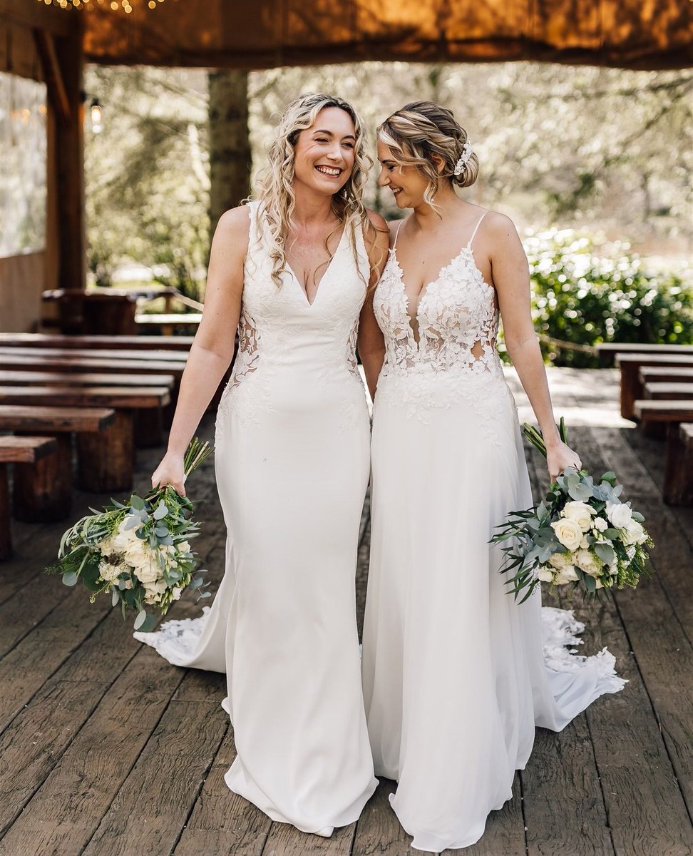 HacknessHotel's tweet image. Natty and Lottie 🤍

📸 @dandrewphotography

To book a tour of Hackness Grange wedding venue in Yorkshire pop us a message or email us on weddings@hacknessgrange.co.uk. We would love to hear from you and start your wedding planning 
.  .  .