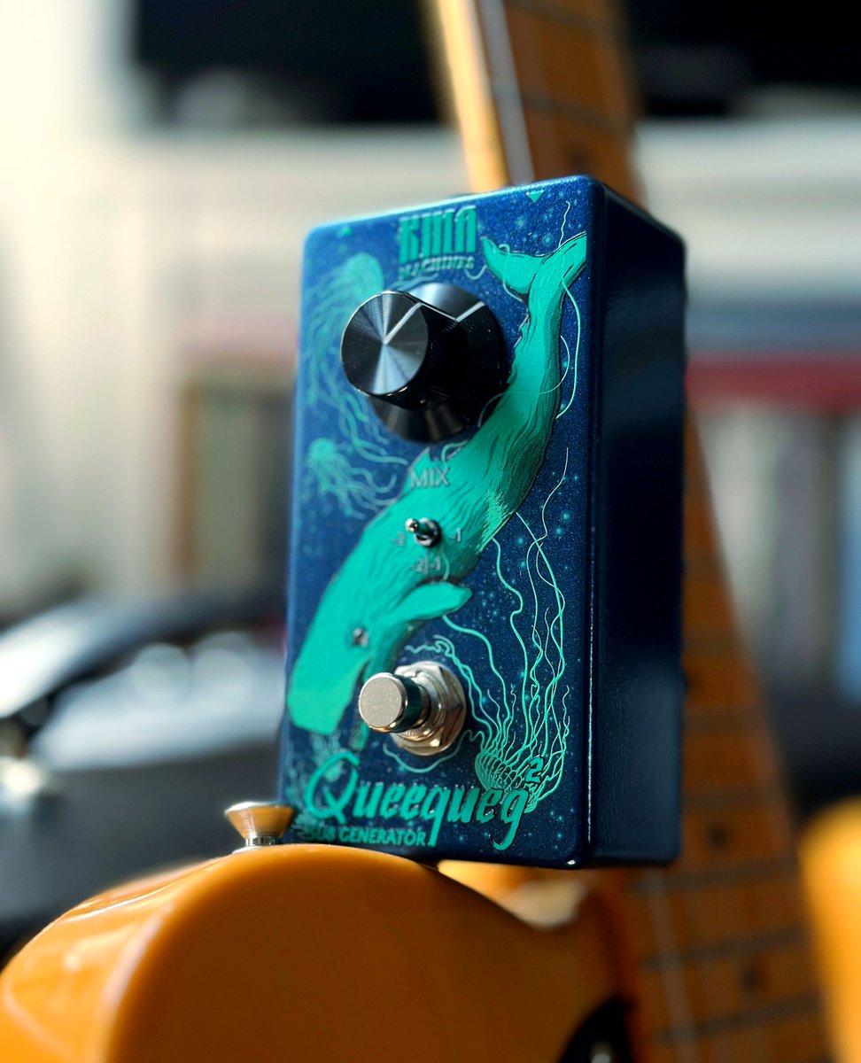 kmamachines's tweet photo. Pure, old school analog octave down with a clever master blend control to balance your clean tone alongside the sub! https://t.co/pyID6jrgEz