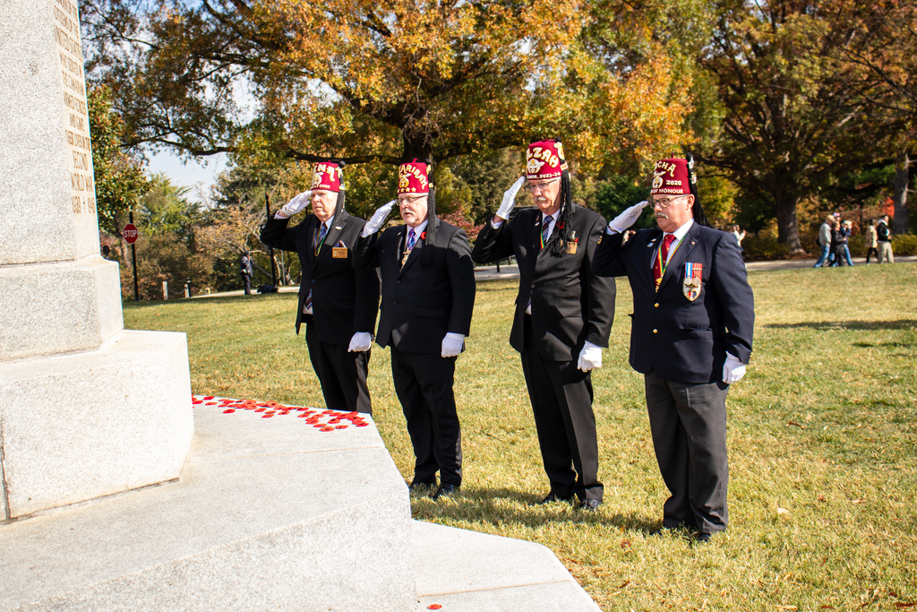 Please take time to remember and honor those who made the ultimate sacrifice in service to our country.
#MemorialDay #ShrinersInternational