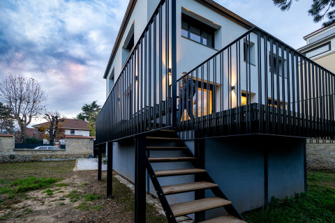 Rénovation lourde Croissy sur Seine archiliste.fr/projets/fabric…