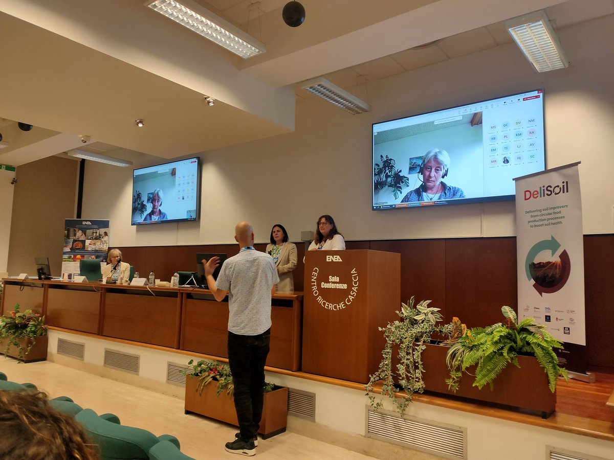 DeliSoilEU's tweet image. What a fantastic morning it&apos;s been so far including greetings from our Project Officer, Advisory Board Members, as well as the EU #MissionSoil Board. This afternoon work packages will give updates on their progress towards delivering #Soilimprovers to boost #SoilHealth 🌳