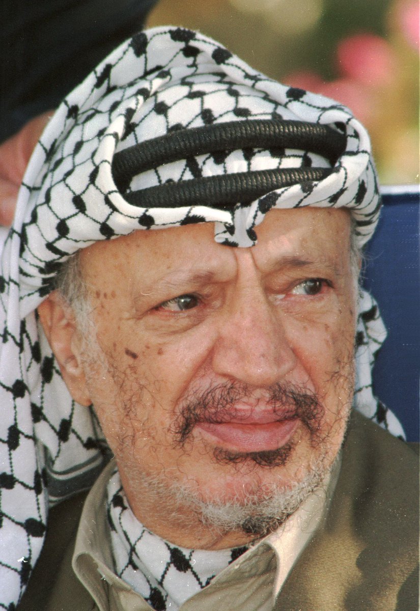 El partido de Yasir Arafat son opositores de Hamas y no están de acuerdo con el terrorismo, lo que pasa es que ya no tienen el poder de Palestina y no tienen la capacidad de detener las acciones terroristas de Hamas.